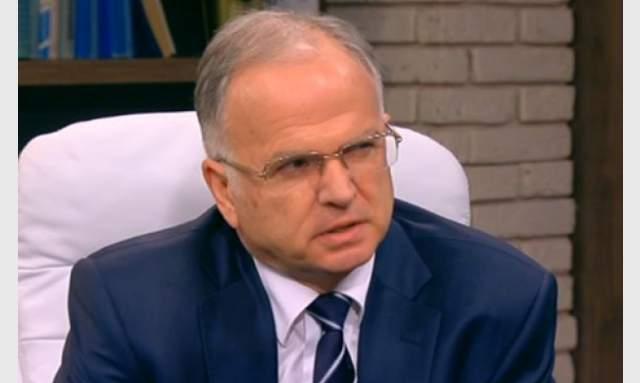 Боян Чуков с тревожно предупреждение за бежанците
